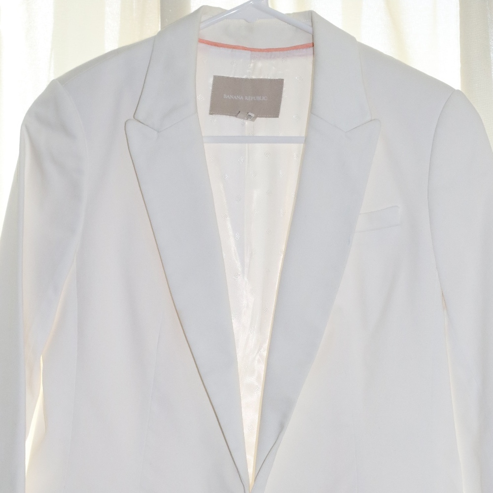 Banana Republic White Blazer